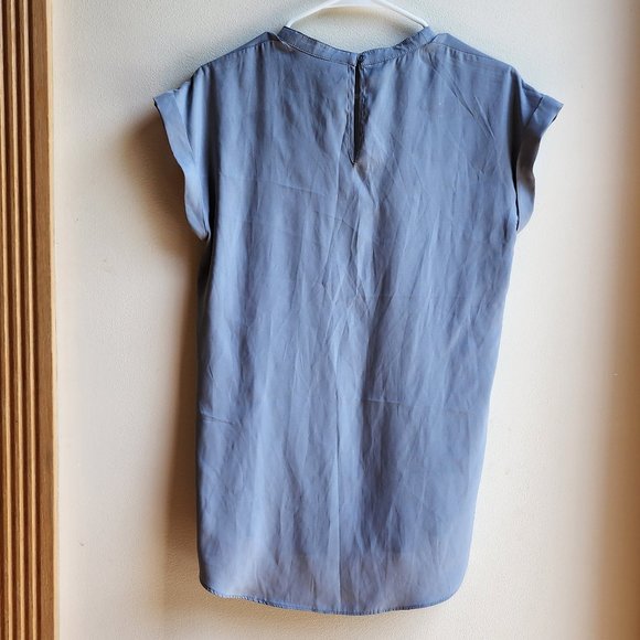 Express Gray/Blue Cap Sleeve Blouse Size Medium - Picture 16 of 16